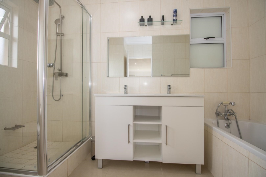 3 Bedroom Property for Sale in Royal Ascot Western Cape